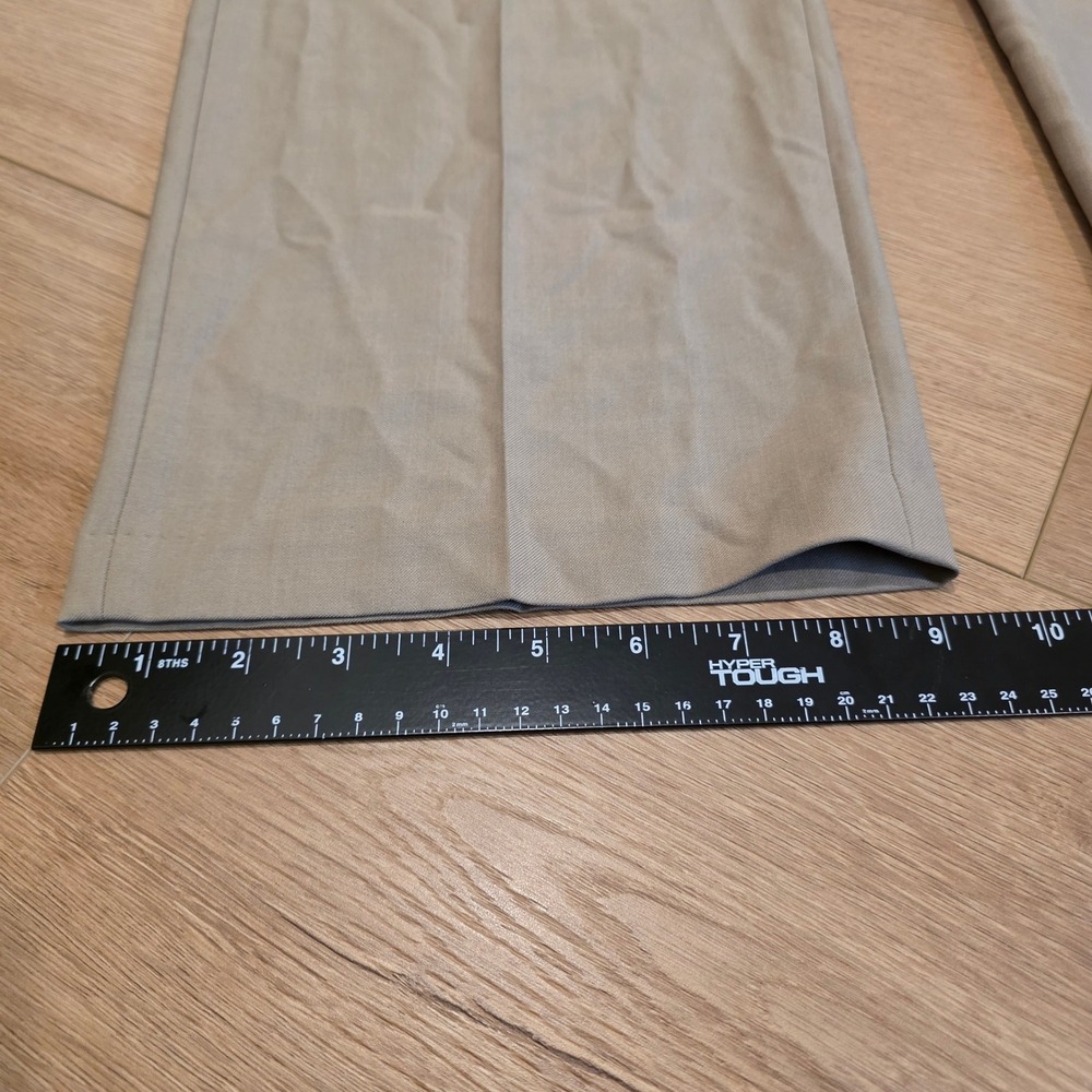 Haggar Premium Stretch Dress Pants Mens 40x30 Khaki Tan Classic Fit HD00928 - Picture 7 of 10